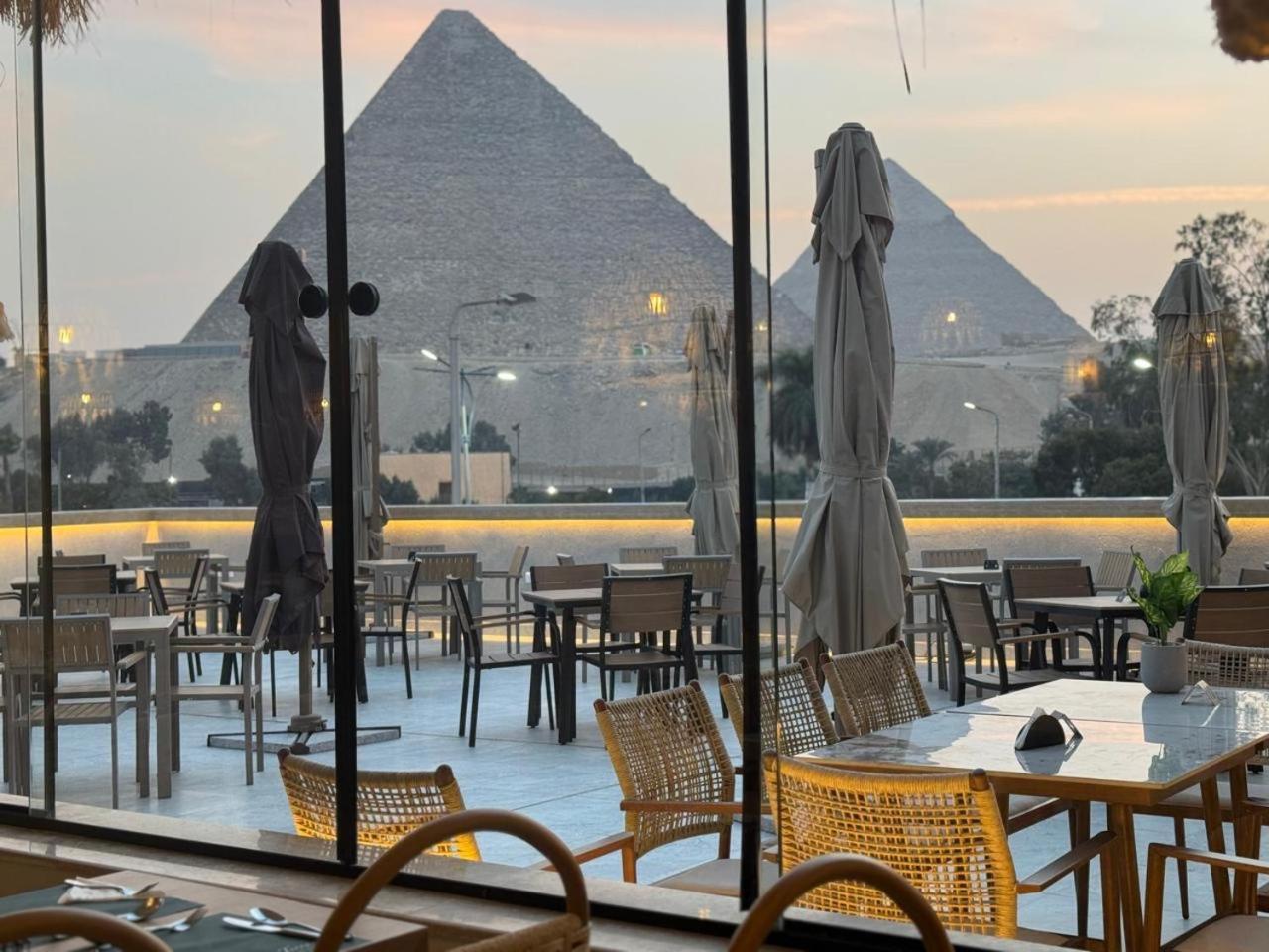 La Boutique Hotel - Vue Des Pyramides Kafret el-Gabal Exteriör bild